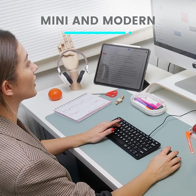 Perixx PERIBOARD-332 Wired Backlit USB Keyboard - Mini 11.22x4.57x0.83 Inches - Slim Scissor Keys with Big Font - White Illuminated LED - US English