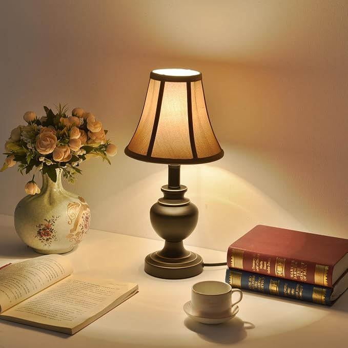 Traditional Table Lamp, Desk Lamp for Living Room with Fabric Shade, Vintage Bedside Lamp Black Finish for Bedroom Nightstand Office Hotel (Pack-01)